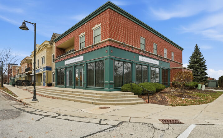 Pictures of Office, Retail property located at 1 Old Frankfort Way 1-5, Frankfort, IL 60423 for sales - image #1
