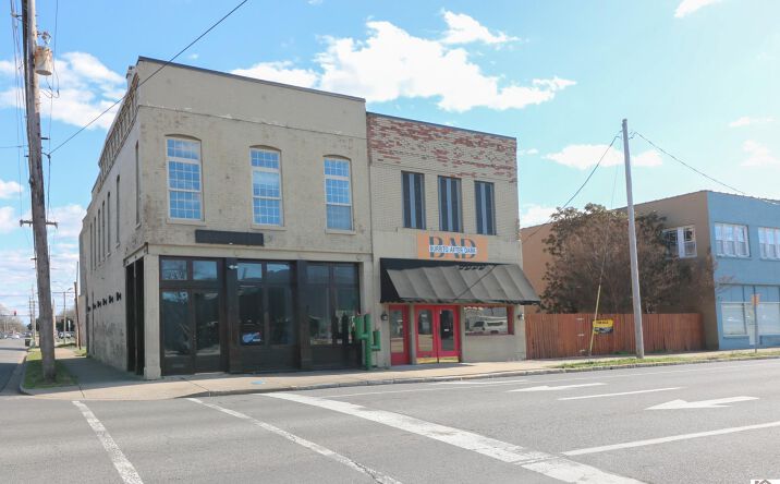 Pictures of Special Purpose property located at 900 Broadway St, Paducah, KY 42001 for sales - image #1