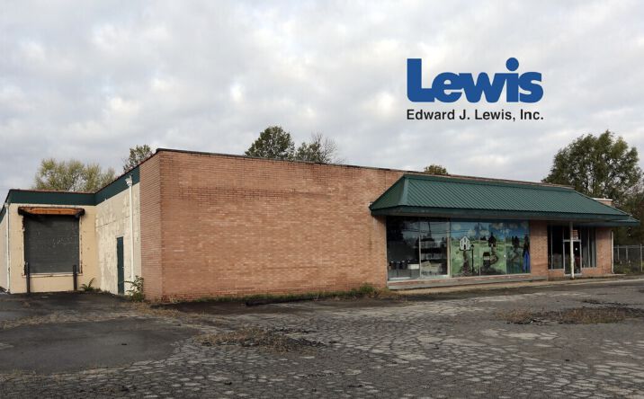 Pictures of Mixed Use, Retail, Self Storage property located at 6730 Tod Ave SW, Warren, OH 44481 for sales - image #1