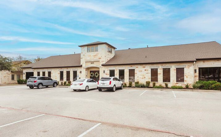 Pictures of Office property located at 2511 S Lakeline Blvd, Cedar Park, TX 78613 for sales - image #1