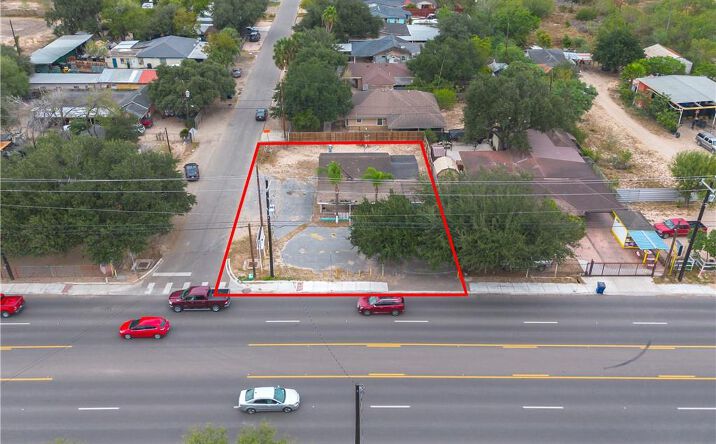 Pictures of Retail property located at 2306 W Mile 5 Road, Mission, TX 78574 for sales - image #1