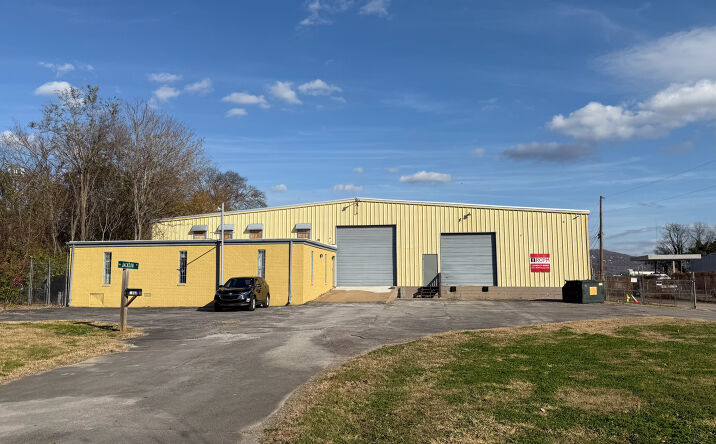 Pictures of Industrial property located at 2102 NW Jackson St, Huntsville, AL 35805 for sales - image #1
