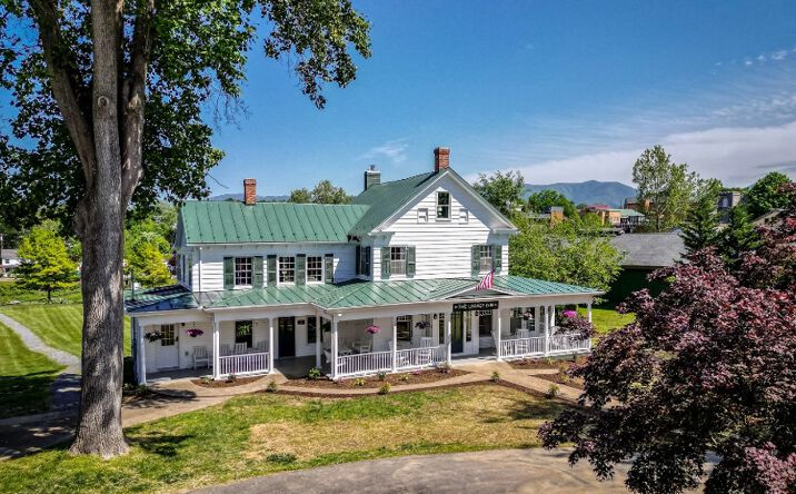 Pictures of Hospitality, Mixed Use property located at 120 N Hawksbill St, Luray, VA 22835 for sales - image #1