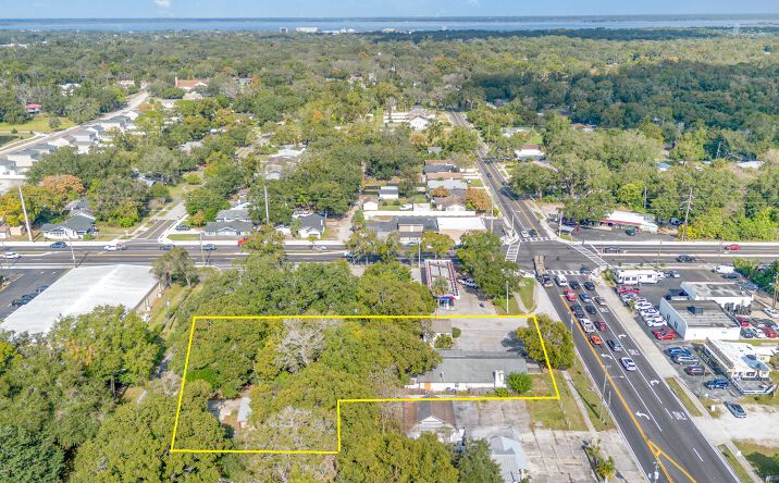 Pictures of Hospitality, Mixed Use, Retail property located at 2516 Sanford Ave, Sanford, FL 32773 for sales - image #1