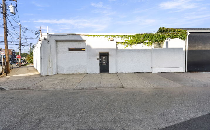 Pictures of Industrial property located at 1160 Chestnut St, Elizabeth, NJ 07201 for sales - image #1