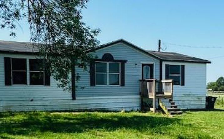 Pictures of Land property located at 1212 Babylon Lane, Schulenburg, TX 78956 for sales - image #1