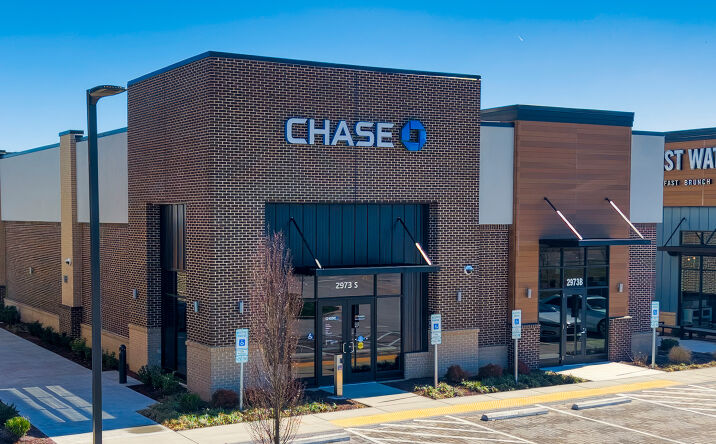 Pictures of Retail property located at 2973 S Church St, Murfreesboro, TN 37127 for sales - image #1