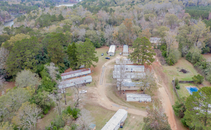 Pictures of Mobile Home Park property located at 4928 Highway 3278, Natchitoches, LA 71457 for sales - image #1