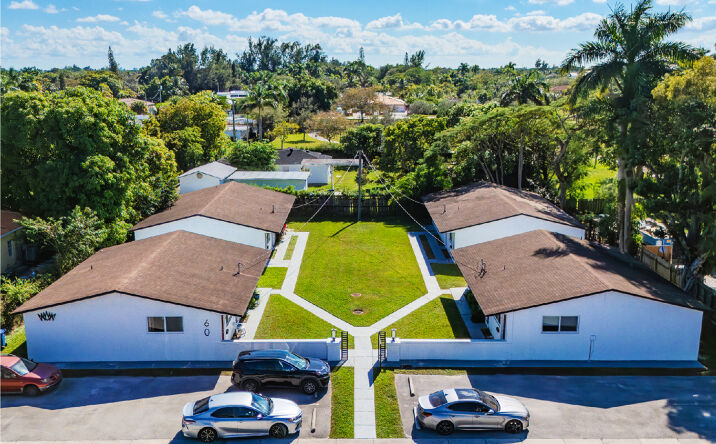 Pictures of Multifamily property located at 60 NW 161st St, Miami, FL 33169 for sales - image #1