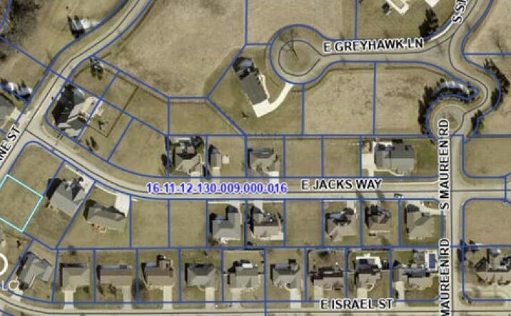Pictures of Land property located at 704 S Shane St, Greensburg, IN 47240 for sales - image #1