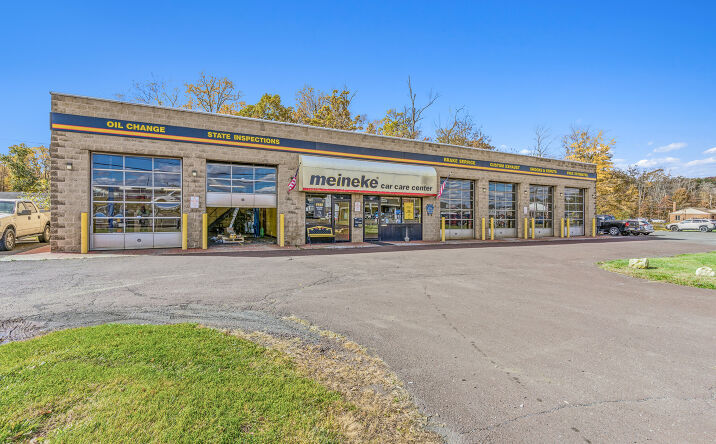 Pictures of Retail property located at 630 S West End Blvd, Quakertown, PA 18951 for sales - image #1