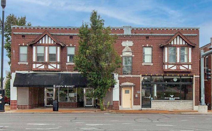 Pictures of Retail property located at 5003-5005 Gravois Rd, St. Louis, MO 63016 for sales - image #1