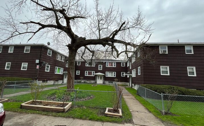 Pictures of Multifamily property located at 405 Fitch St, Syracuse, NY 13204, 211 Allen St, Syracuse, NY 13210 for sales - image #1
