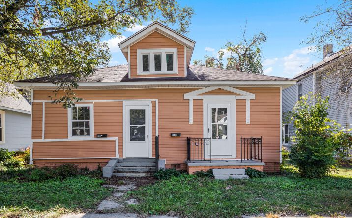 Pictures of Multifamily property located at 220 Division Avenue, Jackson, TN 38301 for sales - image #1