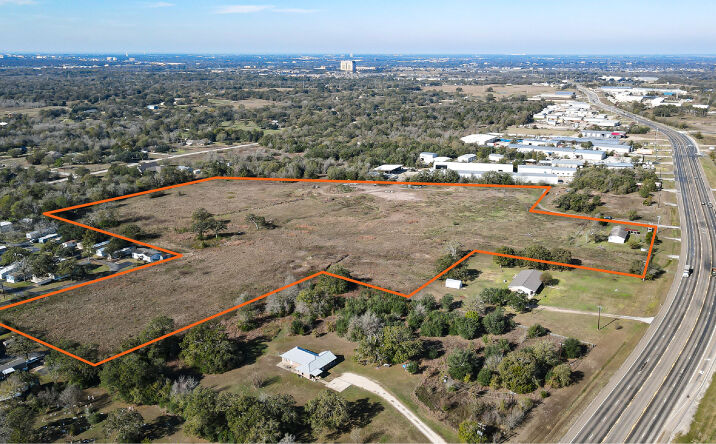 Pictures of Land property located at 10976 SH 30, College Station, TX 77845 for sales - image #1