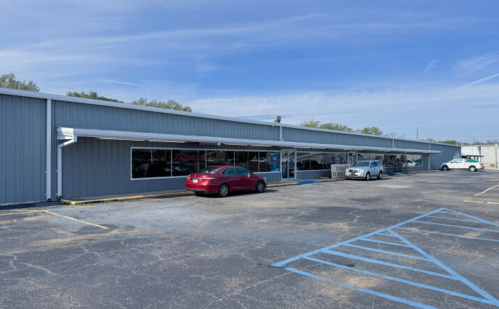 Pictures of Mixed Use, Office, Retail, Self Storage, Special Purpose property located at 320 N 12th Ave, Laurel, MS 39440 for sales - image #1
