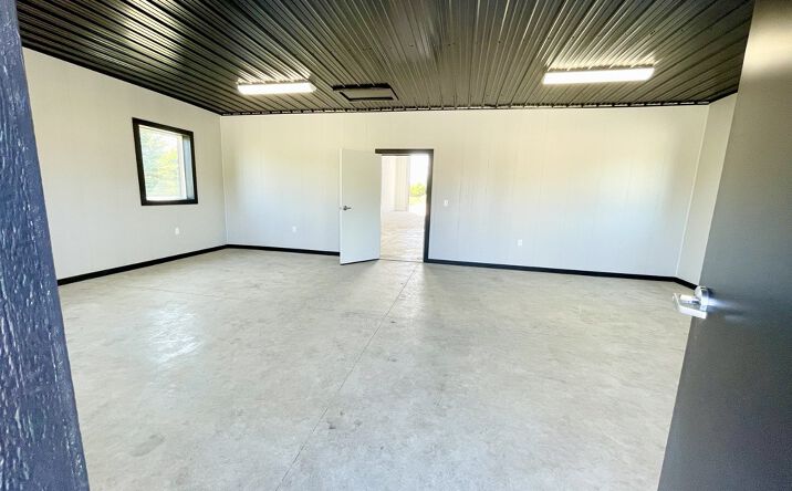 Pictures of Industrial, Office, Self Storage property located at 1637 29th Ave. S Unit #35, Moorhead, MN 56560 for sales - image #1