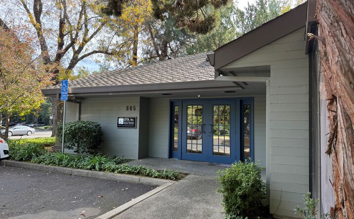 Pictures of Office property located at 805 University Ave, Sacramento, CA 95825 for sales - image #1