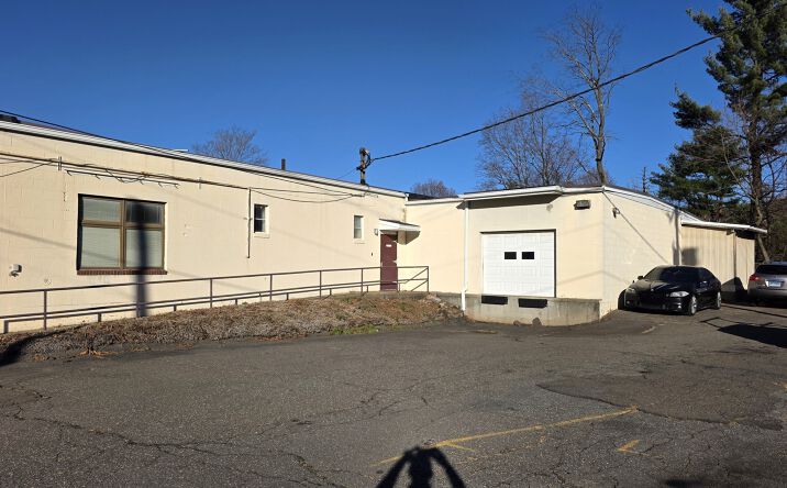 Pictures of Industrial property located at 16 Edwin Ave, Waterbury, CT 06708 for sales - image #1