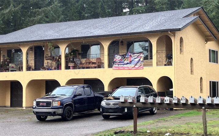 Pictures of Multifamily property located at 1125 N 13th St, Shelton, WA 98584 for sales - image #1
