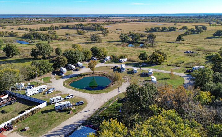 Pictures of Multifamily property located at 20125 Highway 274, Kemp, TX, 75142, Kemp, TX 75143 for sales - image #1