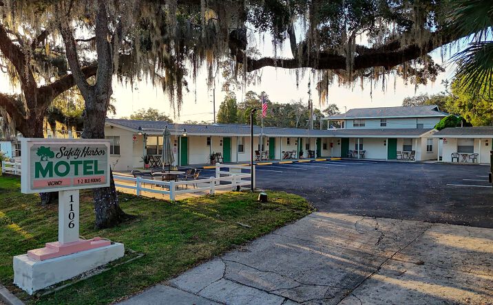 Pictures of Business for Sale, Hospitality property located at 1106 Main St, Safety Harbor, FL 34695 for sales - image #1