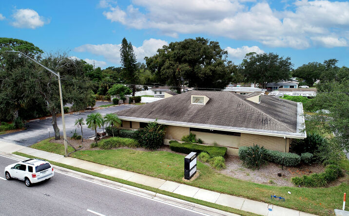 Pictures of Office, Retail property located at 3268 66th St N, St. Petersburg, FL 33710 for sales - image #1