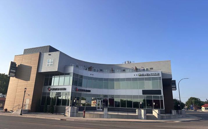 Pictures of Retail, Office property located at 801 Main Avenue, Moorhead, MN 56560 for sales - image #1