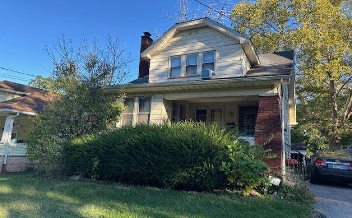Pictures of Multifamily property located at 188 Clarencedale Ave, Youngstown, OH 44512 for sales - image #1