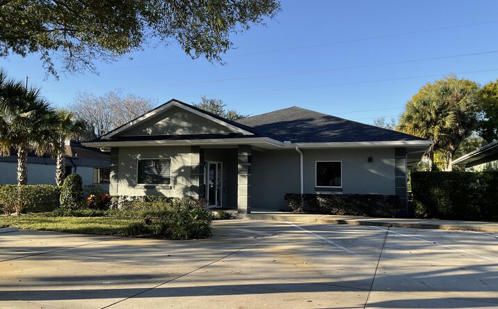 Pictures of Office property located at 90 Fox Ridge Ct.-B, Debary, FL 32713 for sales - image #1