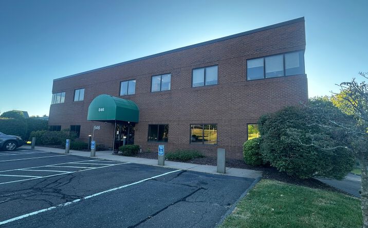 Pictures of Office property located at 546 Cromwell Ave, Rocky Hill, CT 06067 for sales - image #1