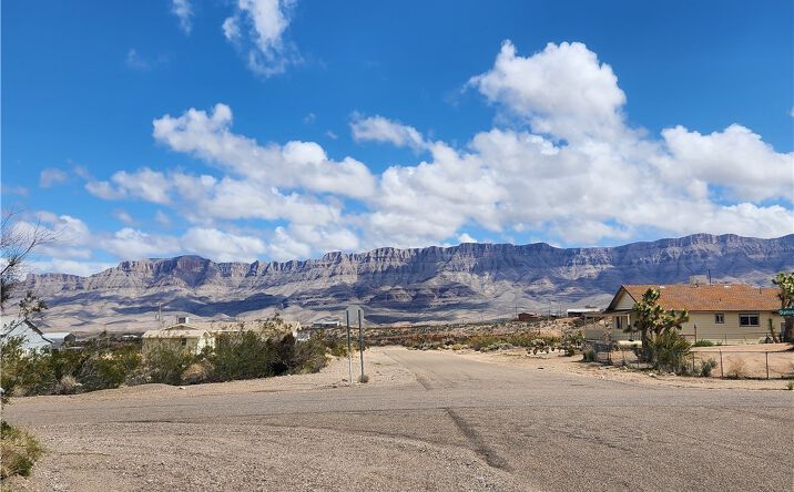 Pictures of Land property located at 395 Kolb Dr, Meadview, AZ 86444 for sales - image #1