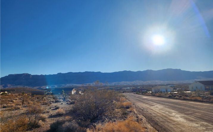 Pictures of Land property located at 1005 E Supai Dr, Meadview, AZ 86444 for sales - image #1