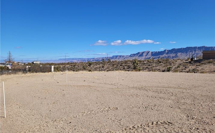 Pictures of Land property located at 1045  W Middle Point Dr, Meadview, AZ 86444 for sales - image #1