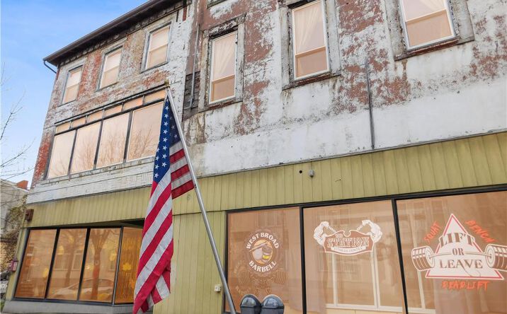 Pictures of Retail property located at 104 106 W Broad Street, Tamaqua, PA 18252 for sales - image #1