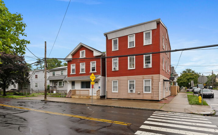 Pictures of Multifamily property located at 83 James St, New Haven, CT 06513 for sales - image #1