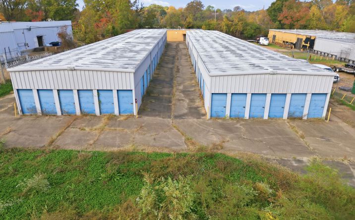 Pictures of Self Storage property located at 3703 North West Street, Jackson, MS 39216 for sales - image #1