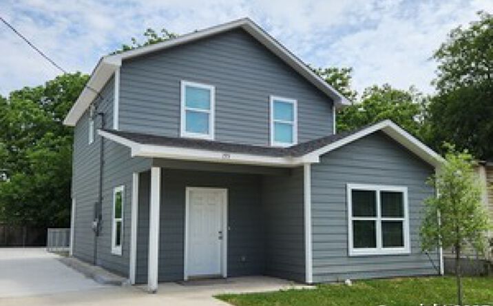 Pictures of Multifamily property located at 1916 Cupples Rd, San Antonio, TX 78226 for sales - image #1