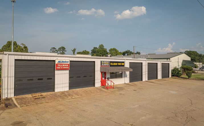 Pictures of Industrial property located at 1914 Cypress St, West Monroe, LA 71291 for sales - image #1