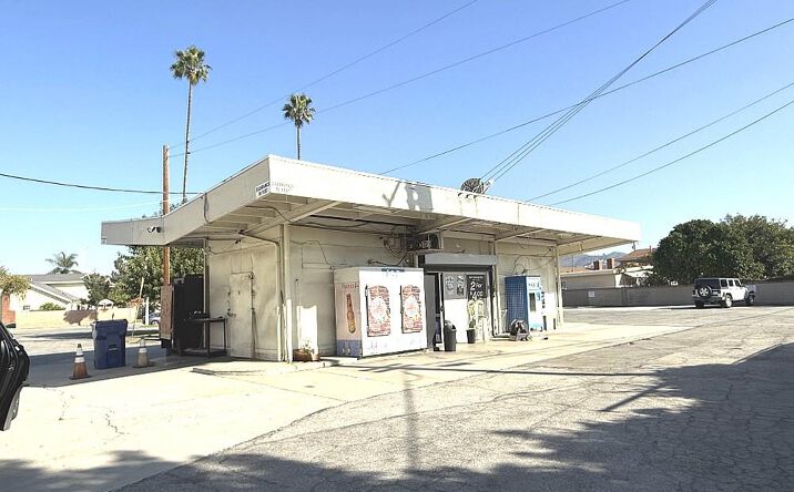 Pictures of Retail property located at 9621 Kruse Rd, Pico Rivera, CA 90660 for sales - image #1