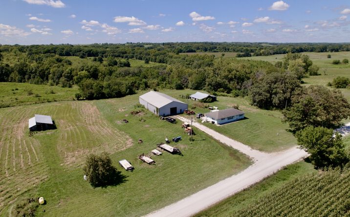 Pictures of Retail, Land property located at 2825 NE Dustin Rd, Kingston, MO 64650 for sales - image #1