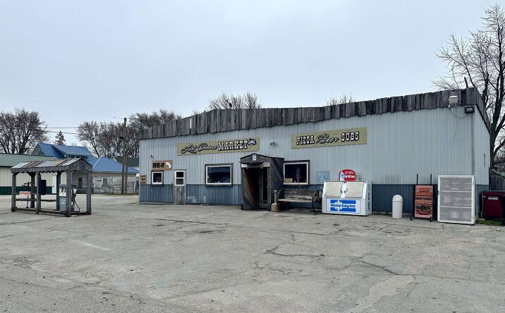 Pictures of Retail property located at 114 S Prairie Street, Russell, IA 50238 for sales - image #1