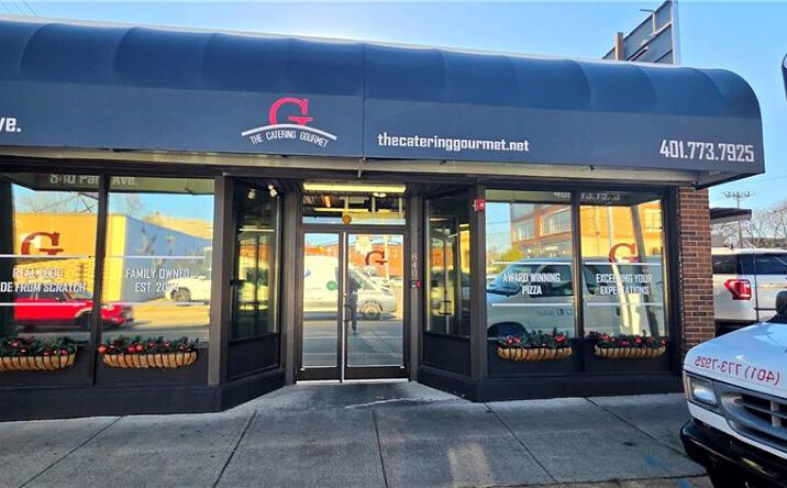 Pictures of Retail property located at 840 Park Avenue, Cranston, RI 02910 for sales - image #1
