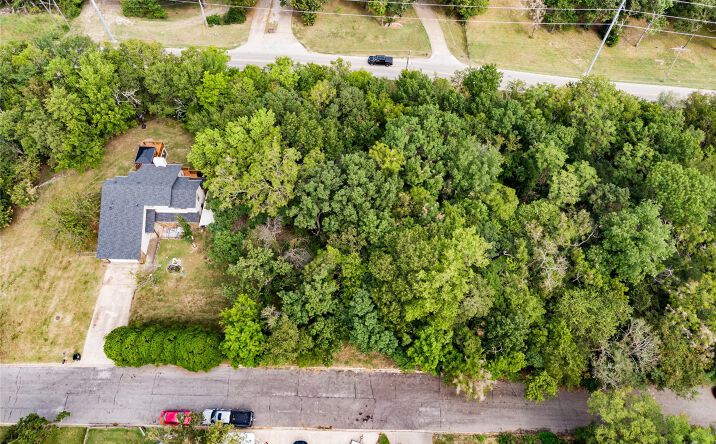 Pictures of Land, Multifamily property located at Woodcrest Lane, Catoosa, OK 74015 for sales - image #1