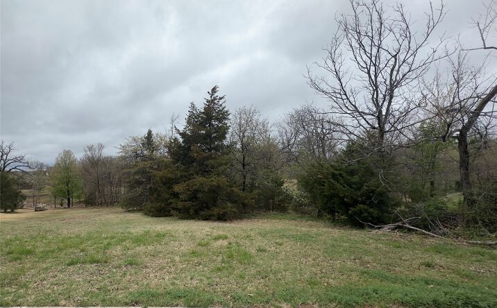 Pictures of Land, Multifamily property located at 590 Creekside Drive, Sapulpa, OK 74066 for sales - image #1