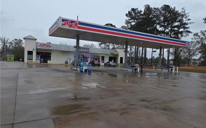 Pictures of Retail property located at 800 Elberta Road, Warner Robins, GA 31093 for sales - image #1