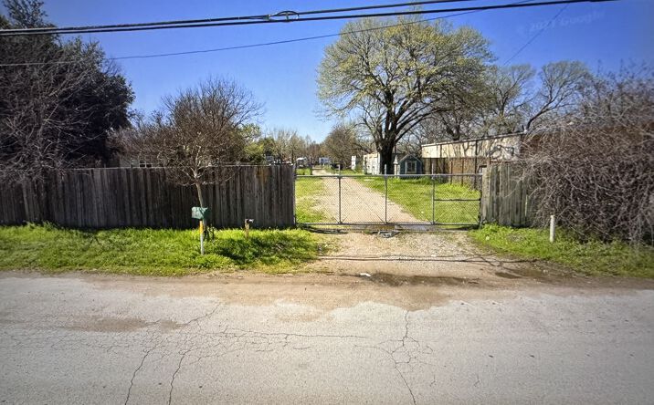 Pictures of Land property located at 9157 S Central Expy, Dallas, TX 75241 for sales - image #1