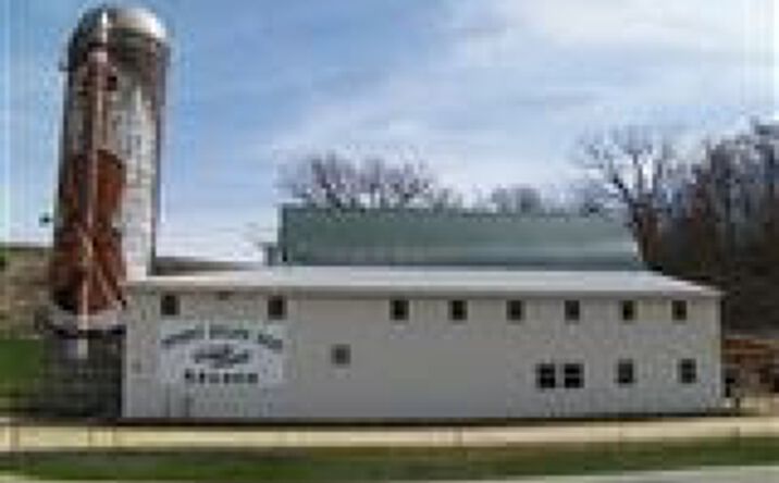 Pictures of Retail property located at 12471 Hwy 52 Highway, Miles, IA 52064 for sales - image #1