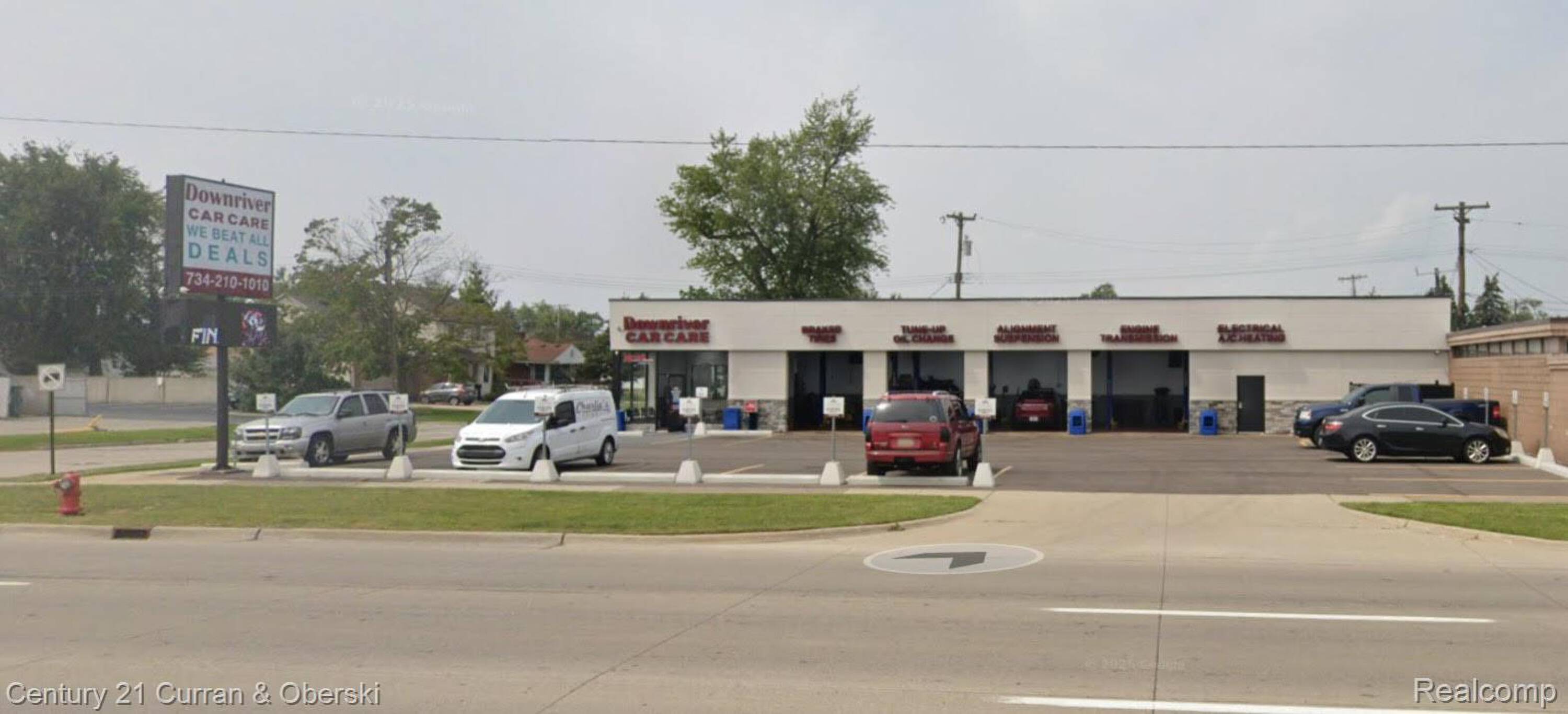 13160 Fort St, Southgate, MI 48195