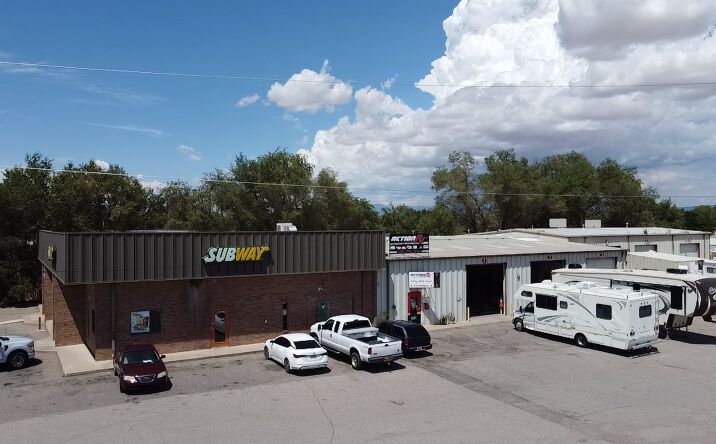 Pictures of Industrial, Retail property located at 1100 Bosque Farms Blvd, Bosque Farms, NM 87068 for sales - image #1